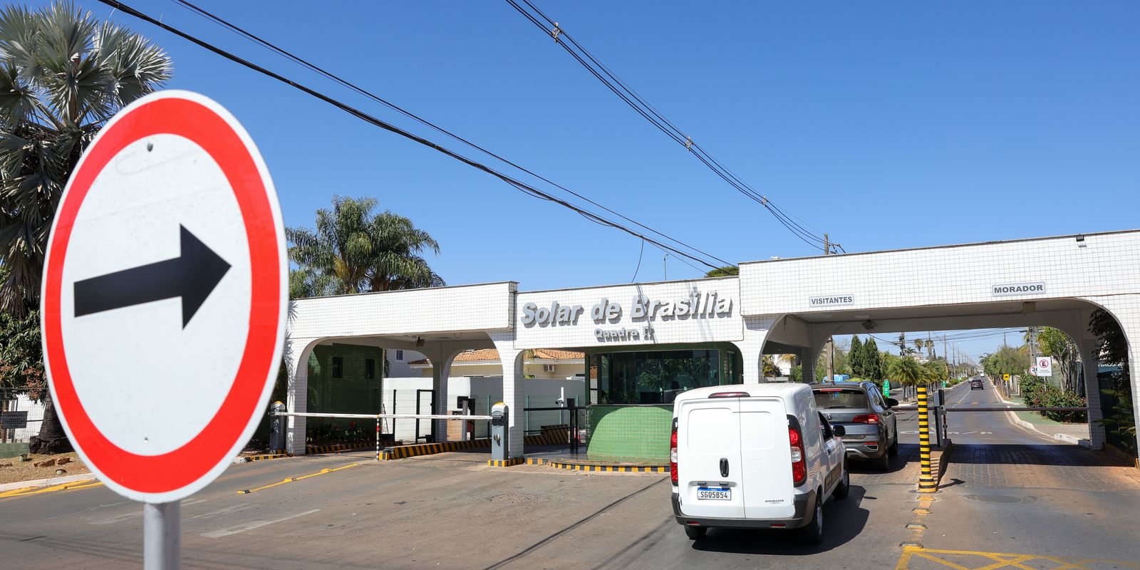 Moraes determina proibição de drones nas imediações da residência de Bolsonaro durante prisão domiciliar