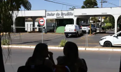 Bolsonaro tem 24 horas para esclarecer declaração de Eduardo sobre acesso a vídeo