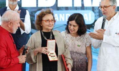 Pesquisadora Margareth Dalcolmo é agraciada com a medalha Oswaldo Cruz