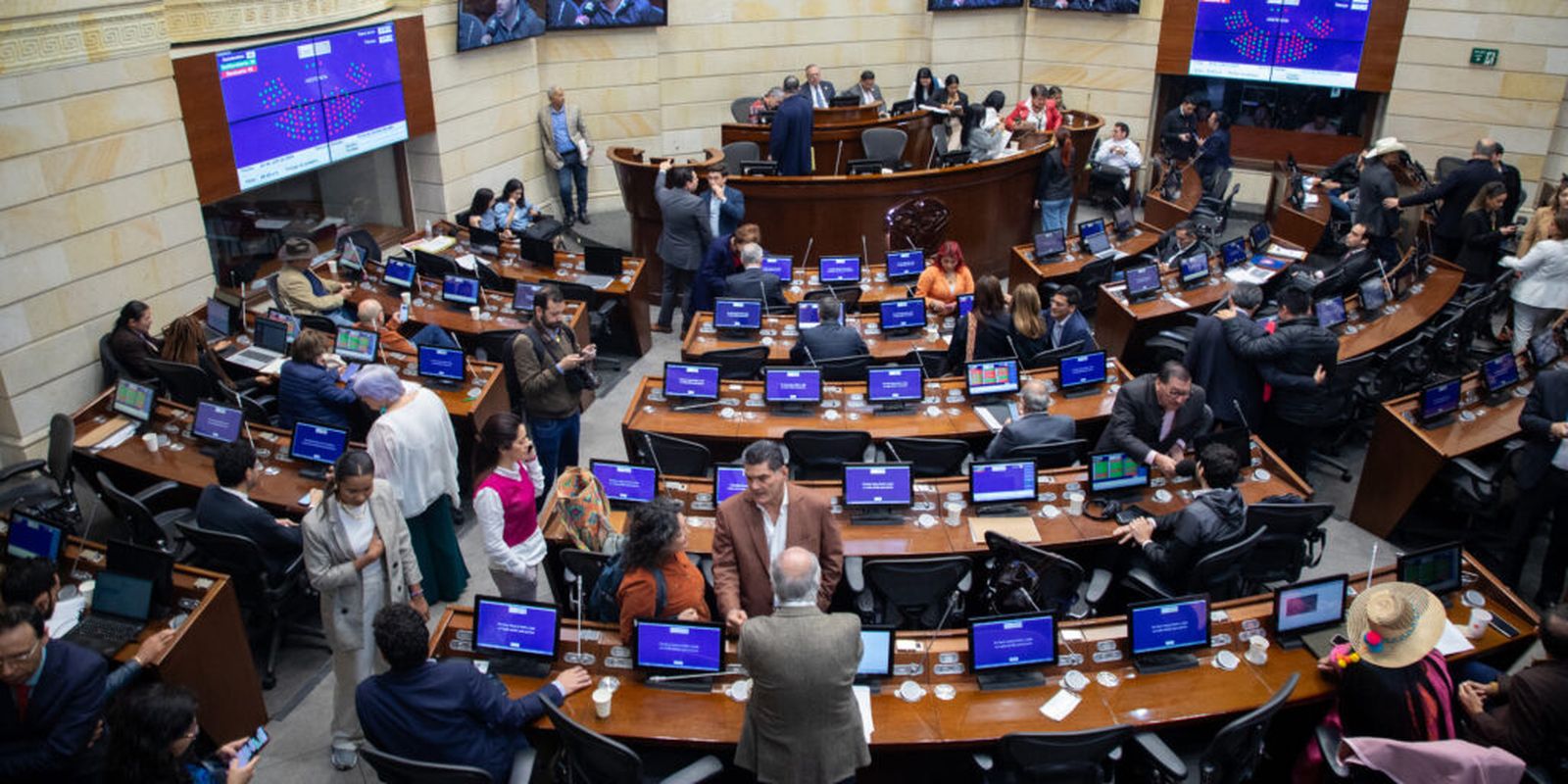 Pacto Histórico, partido progressista da Colômbia, elege 13 senadoras