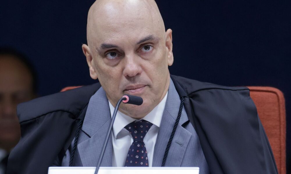 Ministro Alexandre de Moraes ordena prisão de envolvidos em tentativa de golpe