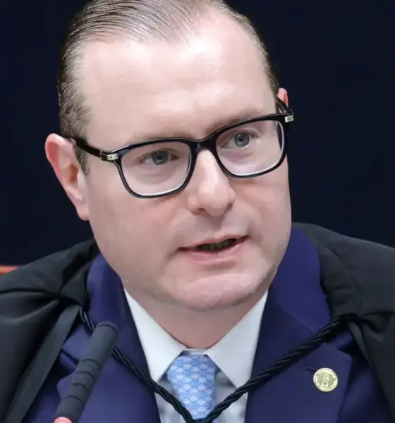 Ministro Zanin, do STF, determina suspensão da eleição indireta para o governo do Rio de Janeiro