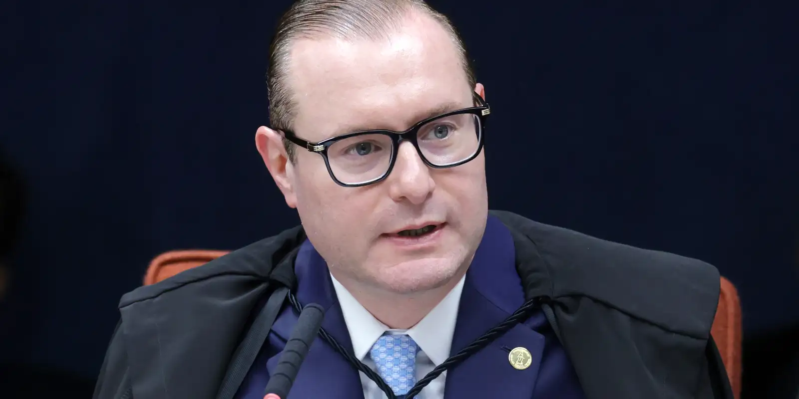 Ministro Zanin, do STF, determina suspensão da eleição indireta para o governo do Rio de Janeiro