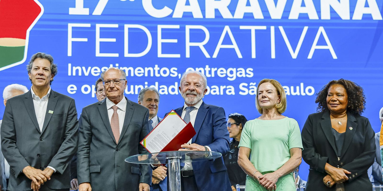 Gleisi destaca a importância da adesão ao pacto contra o feminicídio