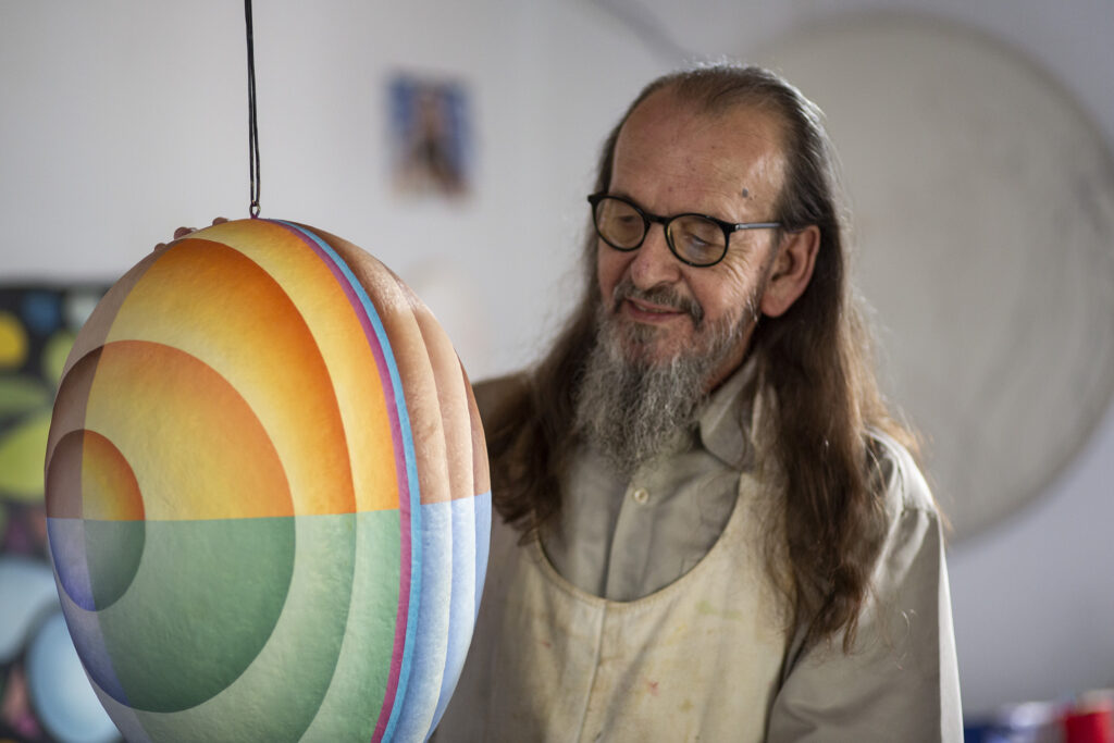 Dacruz comemora 50 anos de carreira com exposição inédita em Goiânia