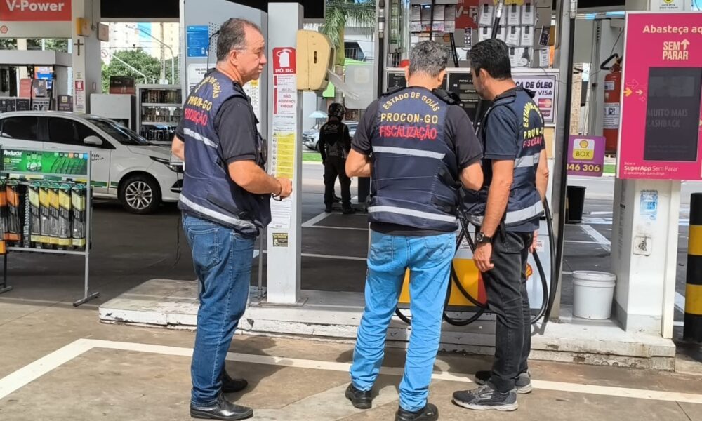 Operação verifica postos de combustíveis para prevenir aumento excessivo de preços