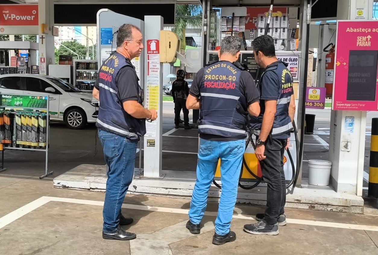 Operação verifica postos de combustíveis para prevenir aumento excessivo de preços