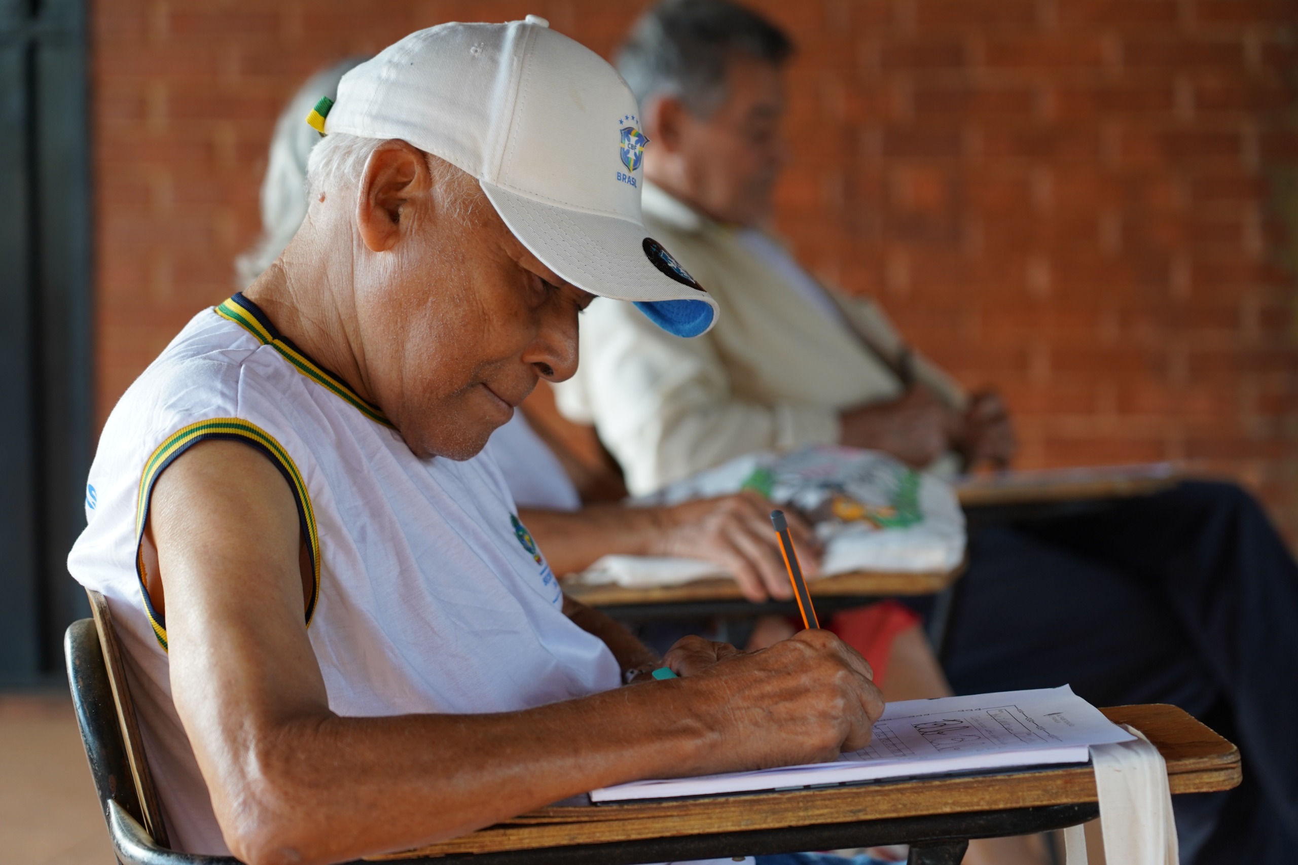 Programa Alfabetização e Família diminui taxa de analfabetismo adulto em Goiás