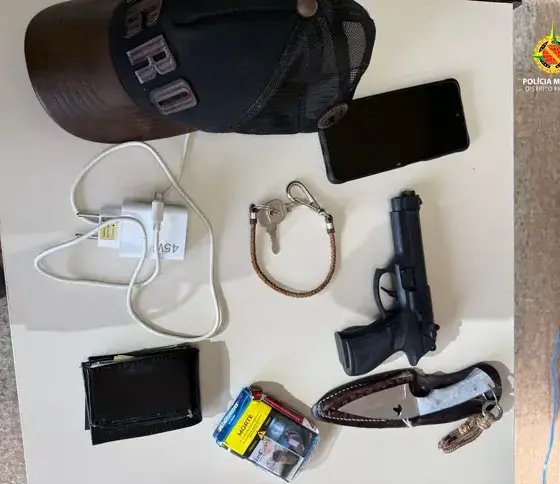 PMDF Apreende Simulacro e Faca Durante Abordagem em Vicente Pires