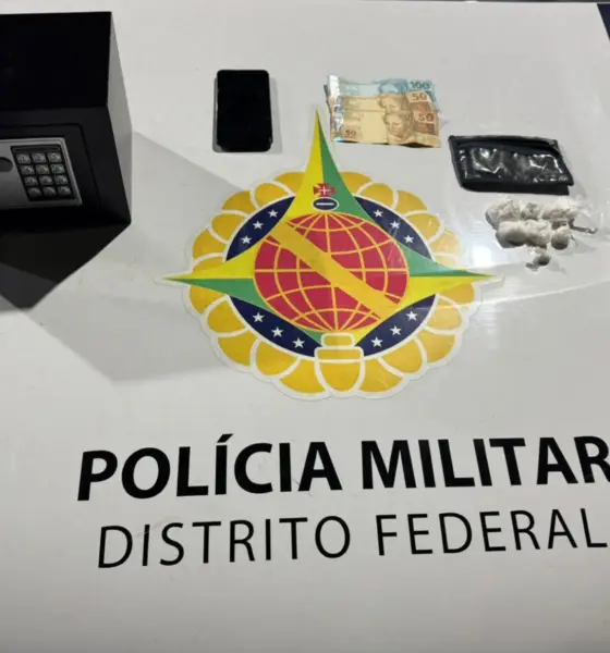 PMDF prende motorista por tráfico de drogas durante a Operação Álcool Zero no Guará