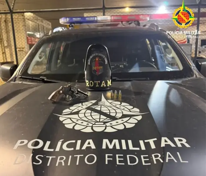 PMDF apreende revólver municiado em comércio de Taguatinga