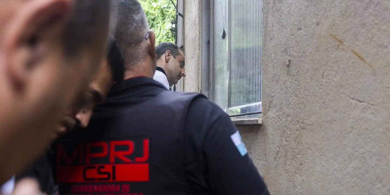 Casa de morador falecido em operação do Bope passa por perícia