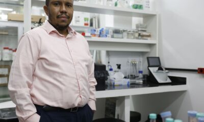 Cientistas brasileiros recebem prêmio por pesquisas sobre Alzheimer