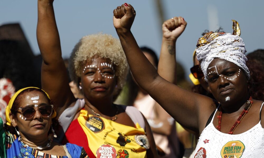 Tráfico de africanos: países enfrentam desafio de reparar a escravização