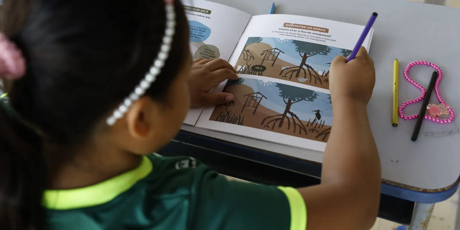 Criança relata a Lula que um "mundo mágico" se revelou ao aprender a ler