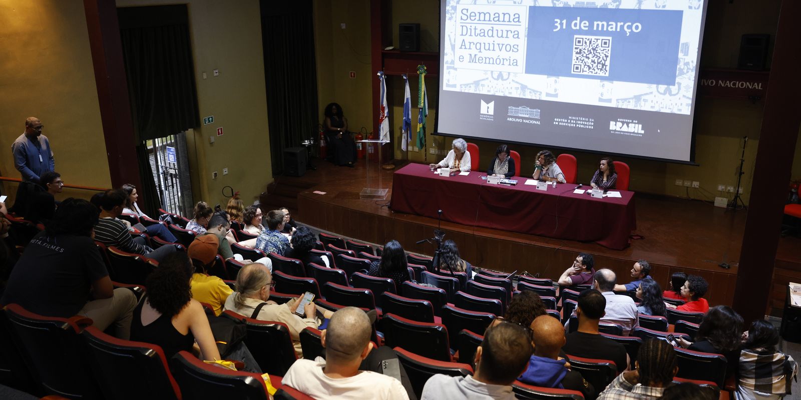 Evento aborda a relevância dos arquivos na preservação da memória do golpe de 1964