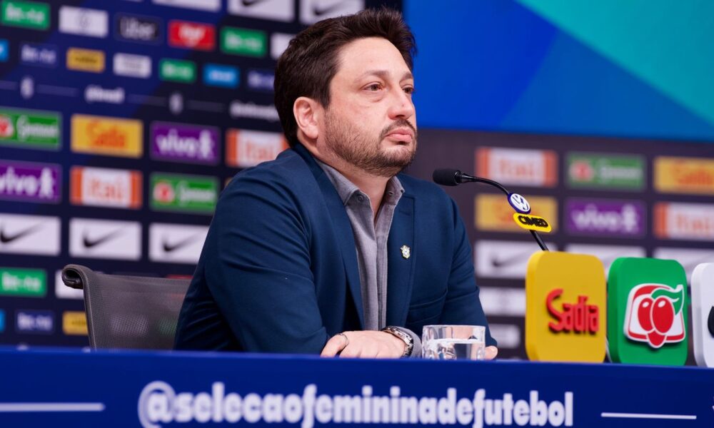 Arthur Elias convoca seleção feminina para a Fifa Series