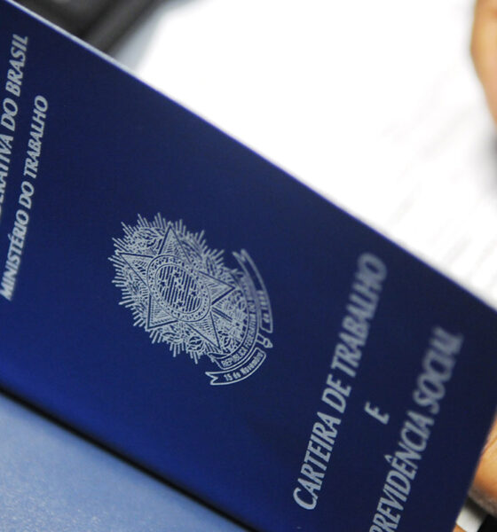 Agências do trabalhador oferecem vagas com salários de até R$ 4 mil nesta quarta-feira (18)