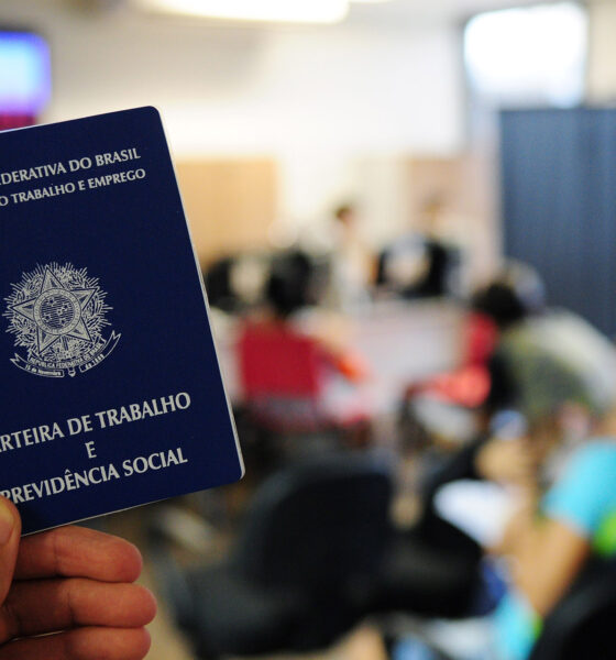 Agências do trabalhador disponibilizam 730 vagas de emprego nesta quinta-feira (26)