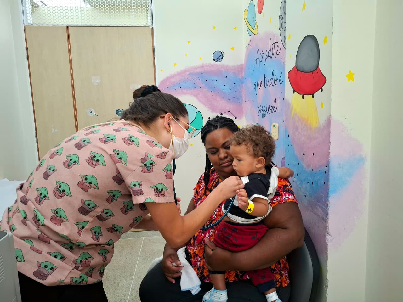 Capacitação forma profissionais para enfrentamento de doenças respiratórias em crianças no DF