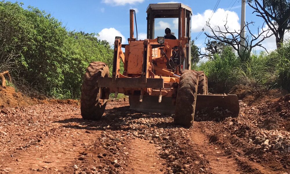 GDF intensifica manutenção de estradas rurais e reparos no asfalto em São Sebastião