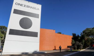 Ouvidores do DF recebem homenagem no Cine Brasília