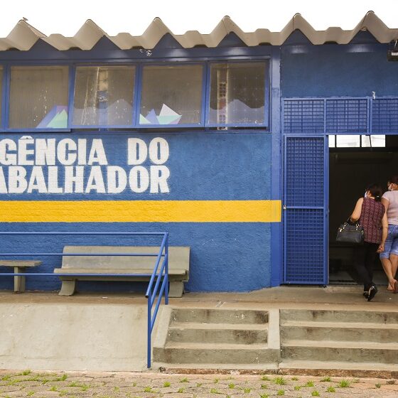 Semana inicia com mais de 800 oportunidades de emprego nas agências do trabalhador