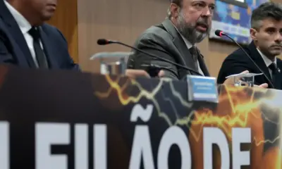 Leilão assegura 19 mil MW para reserva energética em evento histórico