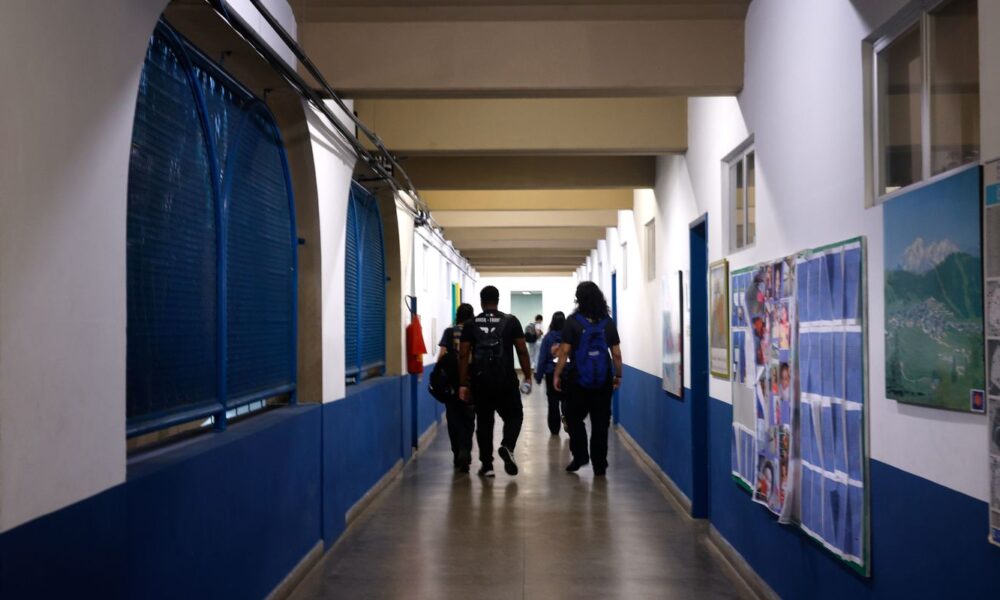 IBGE: 40% dos adolescentes relatam ter sofrido bullying na escola