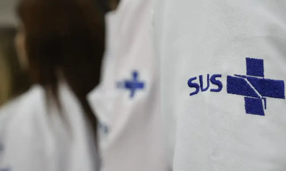 Março Azul: aumento de três vezes nos exames para rastreamento de câncer de intestino no SUS