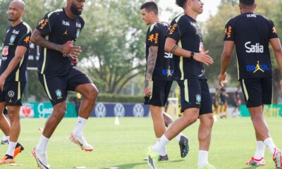 Carlo Ancelotti realiza testes táticos para o confronto contra a Croácia