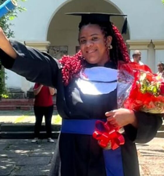 Mulher trans ingressa na universidade 25 anos após sofrer violências na escola