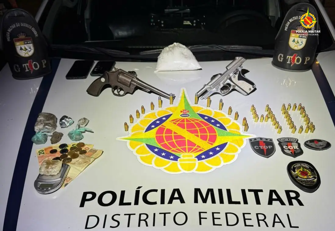 Polícia Militar Desarticula Ponto de Tráfico e Apreende Armas no Varjão