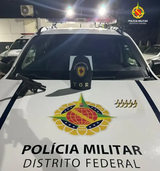 Motorista é preso por porte ilegal de arma de fogo em bloqueio na BR-080