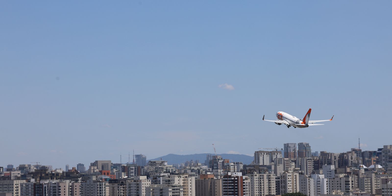 Petrobras informa que irá parcelar reajuste do querosene de aviação