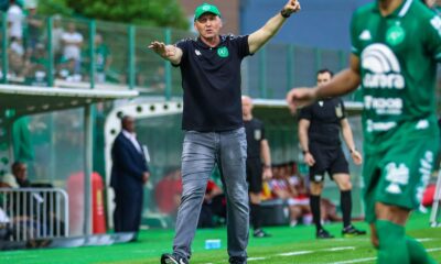 Chapecoense comunica a saída do técnico Gilmar Dal Pozzo