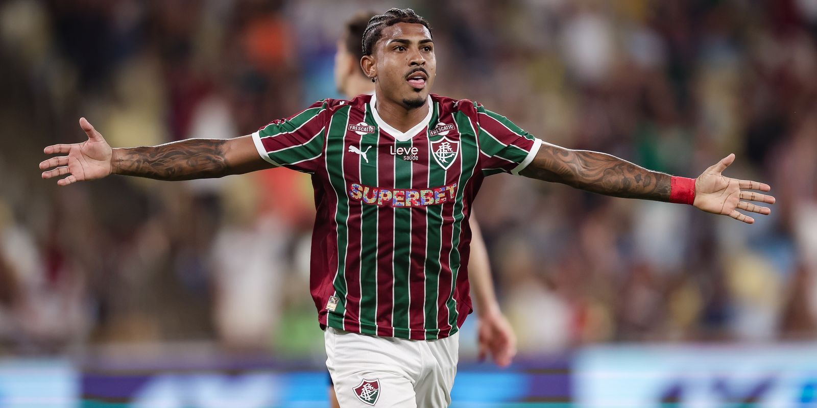 Fluminense vence Corinthians no Maracanã e assume a vice-liderança do Campeonato Brasileiro