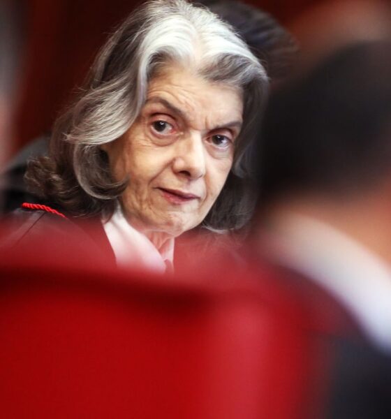 Cármen Lúcia antecipa eleição para sucessão no TSE