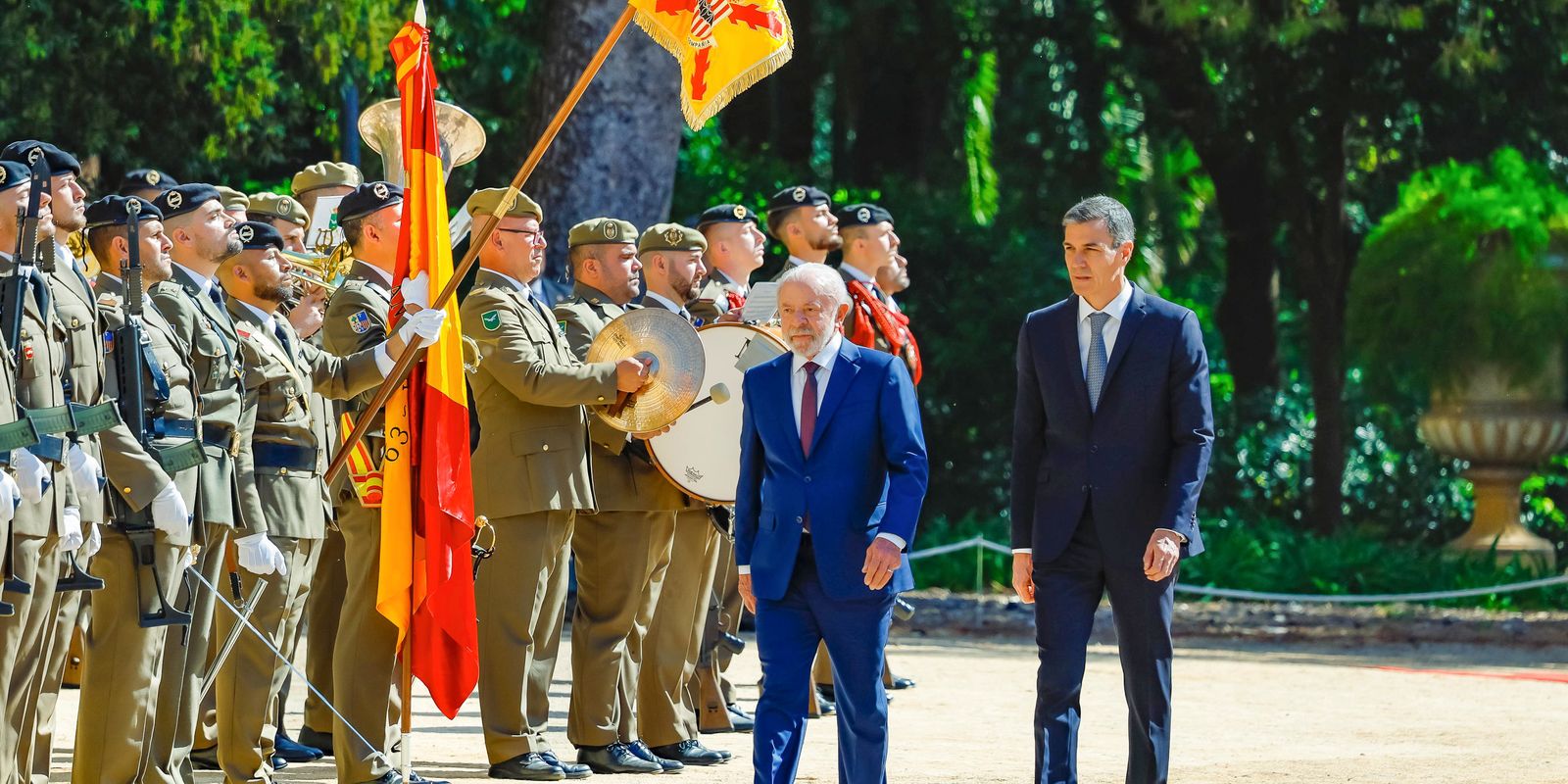 Lula destaca os riscos das apostas digitais e das big techs para famílias e a democracia