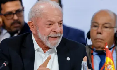 Lula defende o fim da jornada 6x1 e afirma que benefícios devem ser ampliados para todos, não apenas para os ricos.