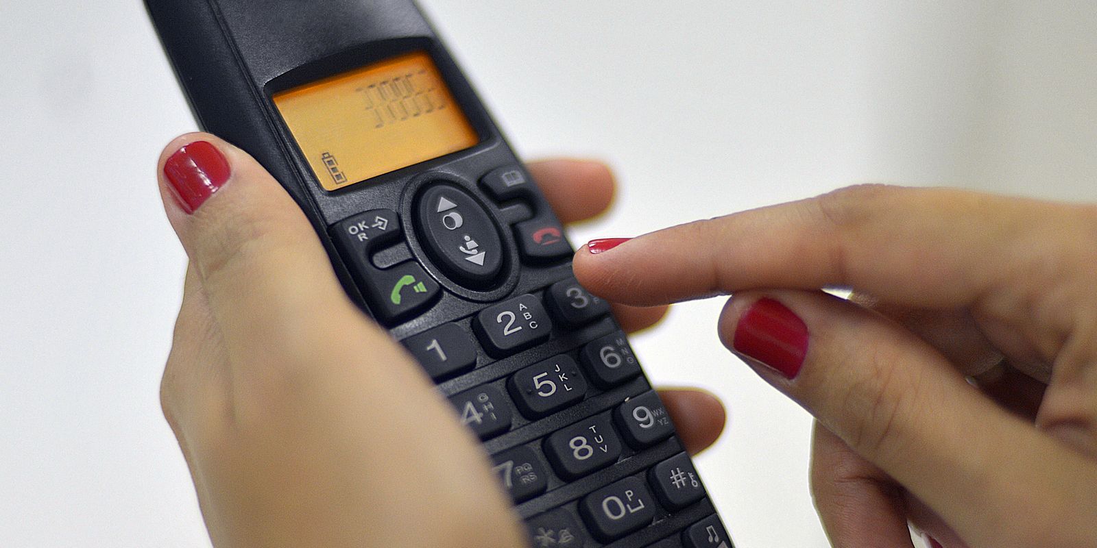 Operadora Oi vende serviço de telefonia fixa por R$ 60 milhões