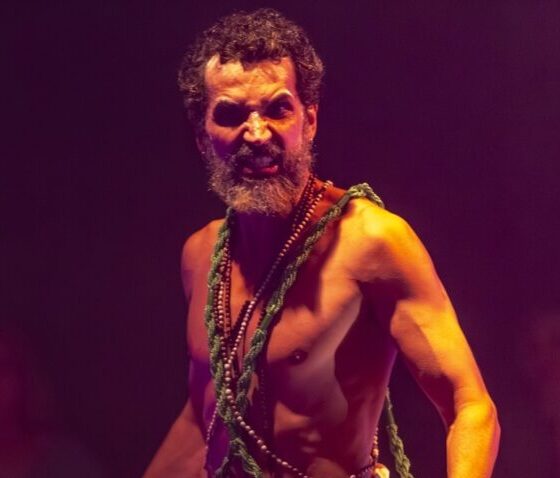 Espetáculo gratuito "Republikkk ou Encruzilhada Não É Beco" é apresentado em Goiás