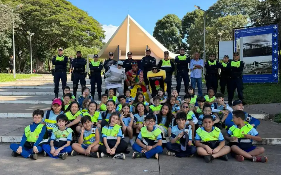 PMDF Celebra 29 Anos da Faixa de Pedestre com Ação Educativa na Asa Sul