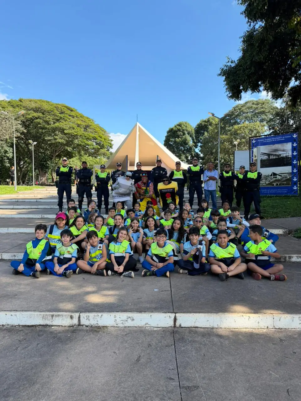 PMDF Celebra 29 Anos da Faixa de Pedestre com Ação Educativa na Asa Sul