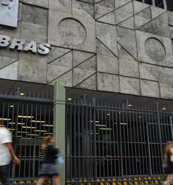 Petrobras demite diretor responsável pela venda de gás com 100% de ágio