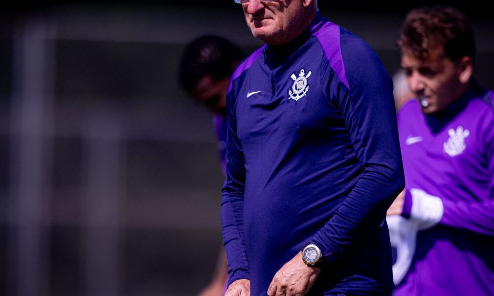 Corinthians demite Dorival Júnior após derrota para o Internacional