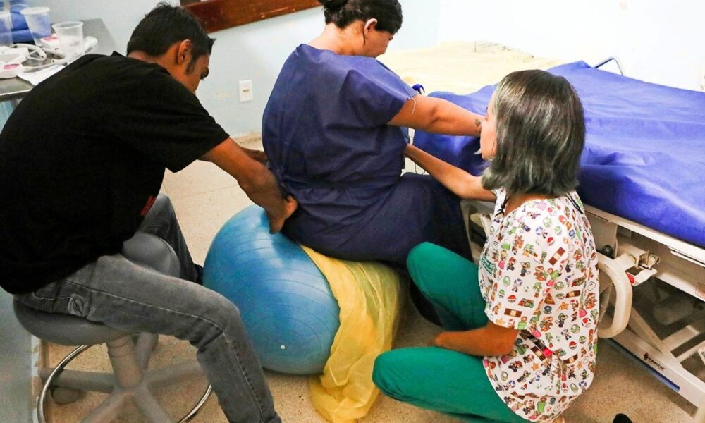 Regulamentação da doula promove integração da categoria ao SUS
