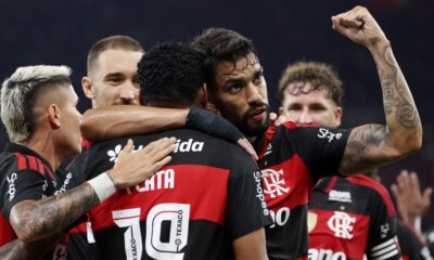 Flamengo supera Santos de virada e vence por 3 a 1 no Brasileirão