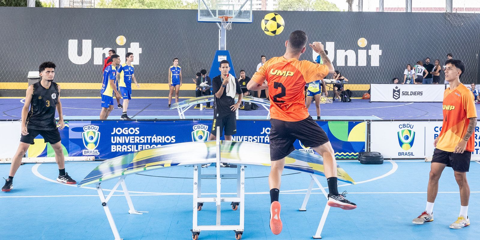 Esporte Universitário promove mensagem de paz em contexto de conflitos globais