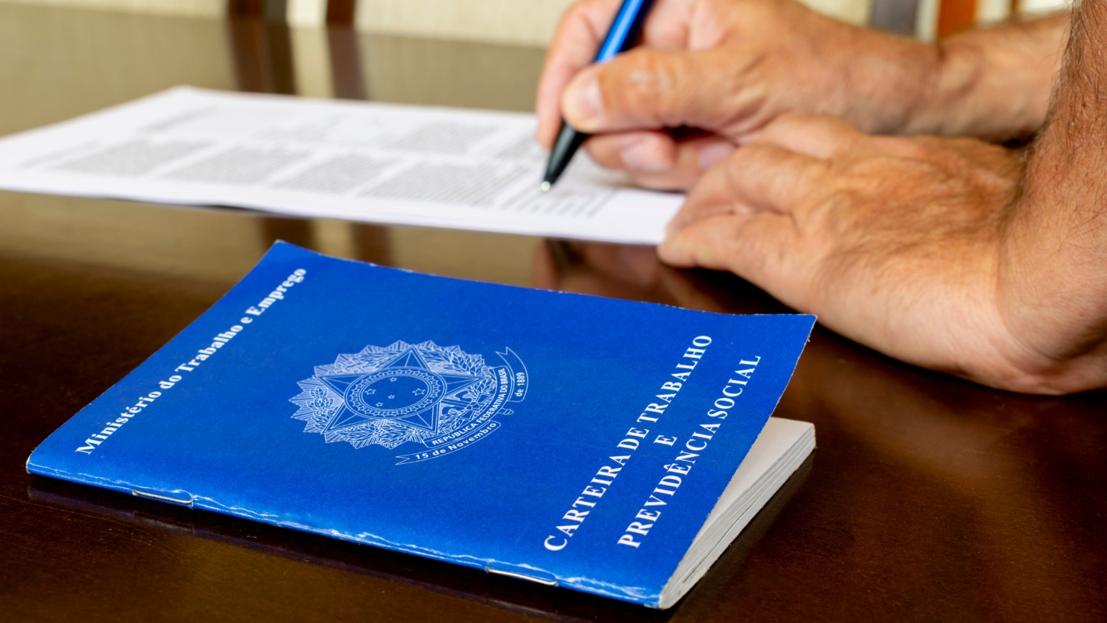 Semana inicia com mais de 400 oportunidades de emprego nas agências do trabalhador